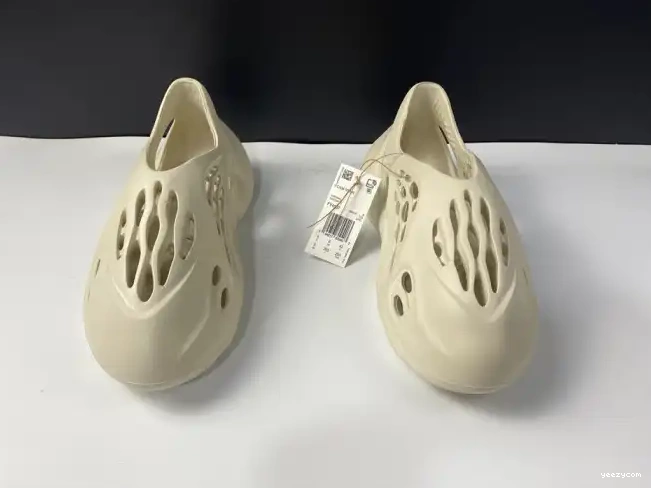 Yeezy RNNR Adidas FY4567 Sand Foam 0620